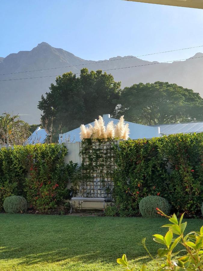 Margie'S Place Swellendam Dış mekan fotoğraf